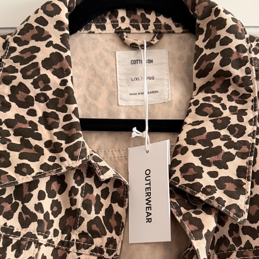 Cotton On Leopard Print Bomber Jacket in Brown and Black - Picture 6 of 8